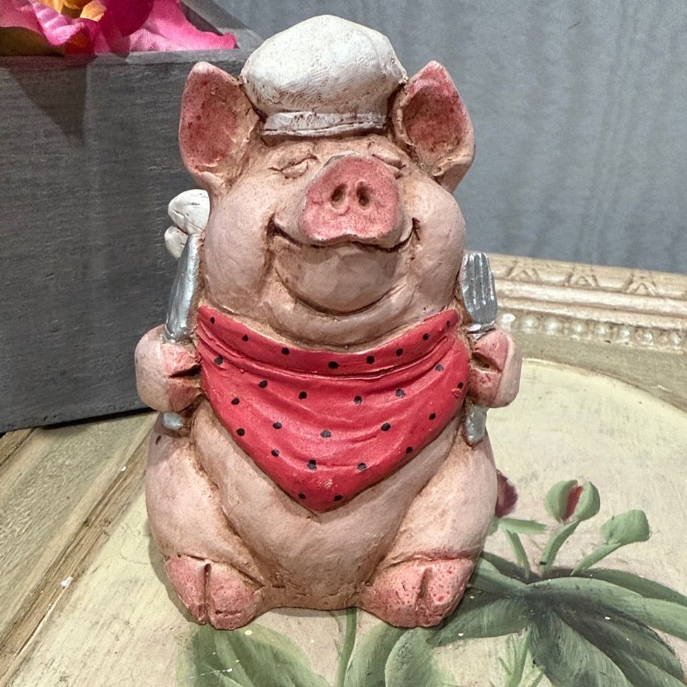 Vintage 2005 Stone Bunny Hog Heaven Figurine by Telle M. Stein Pig Angel Chef